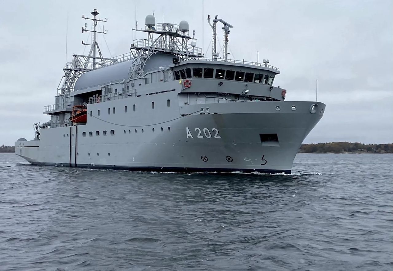 Szwedzki okręt SIGINT "Artemis"