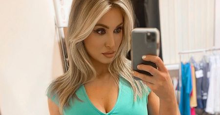 Karolina Pajączkowska w sukni z głębokim dekoltem. W komentarzach szaleństwo