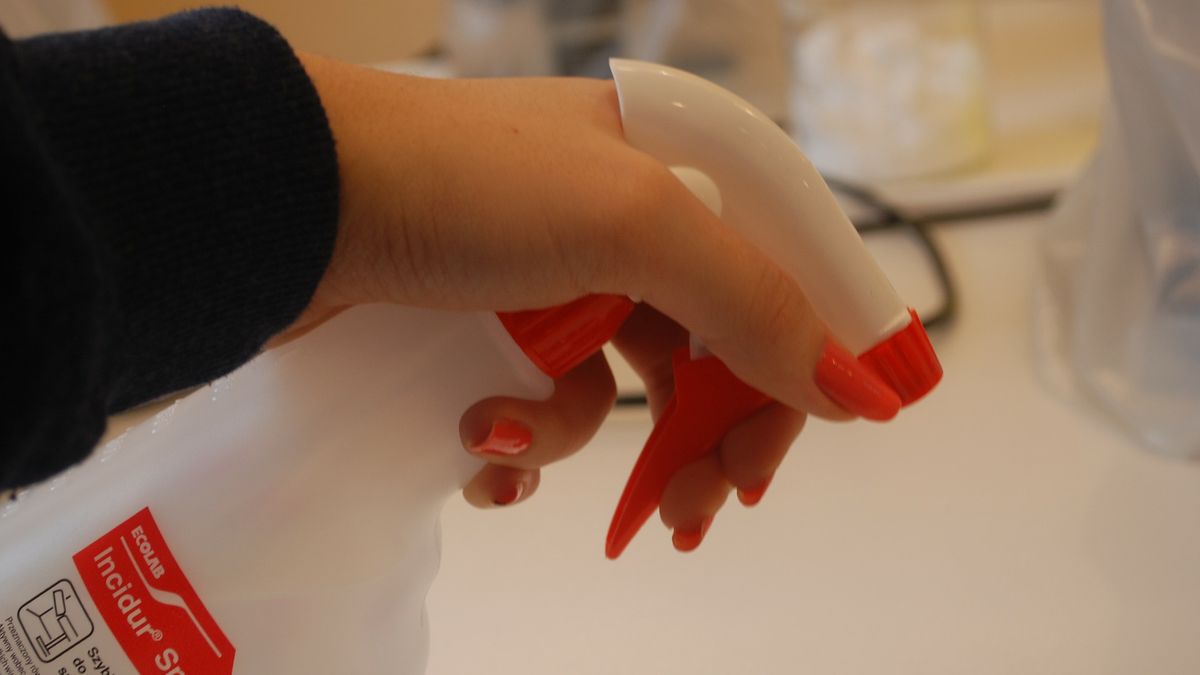 Koronawirus w Polsce. Środki biobójcze będzie można nadal łatwiej zarejestrować (zdj. ilustracyjne).