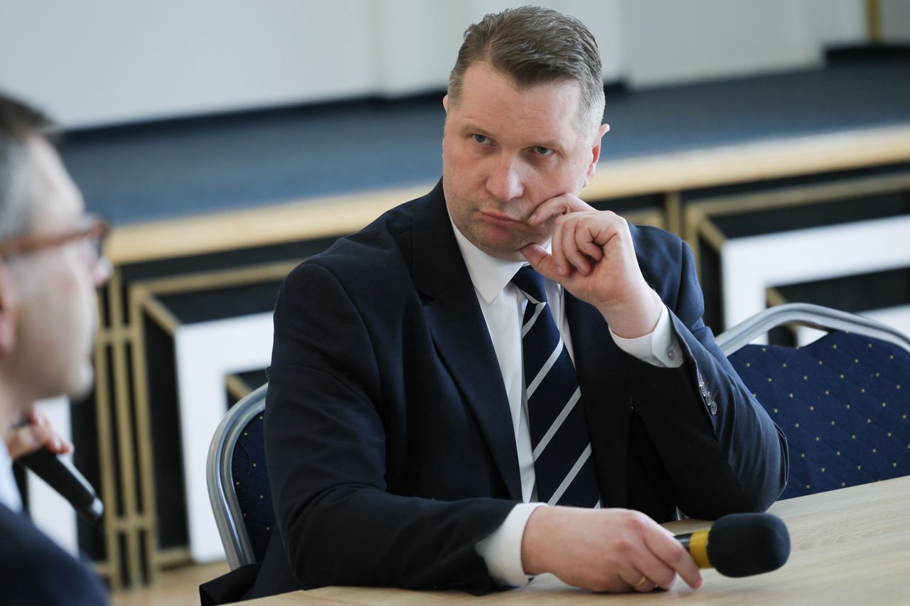 Przemysław Czarnek odpowiada na atak Mentzena
