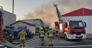 Wągrowiec: Pożar zakładu chemicznego. Do mieszkańców wysłano Alert RCB