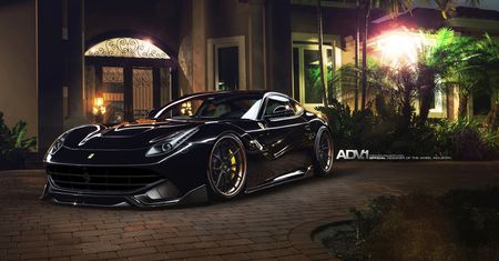 Ferrari F12berlinetta na felgach ADV10R Track Spec CS [galeria zdjęć]