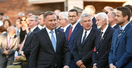 Miliardy złotych na pomoc dla samorządów. "Nie ma darmowych obiadów w energetyce"
