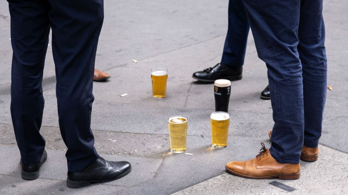 W tych europejskich miastach spożywanie alkholu w 