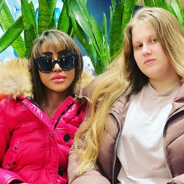 Julia Faustyna i "perskie medium" Fia Johansson
