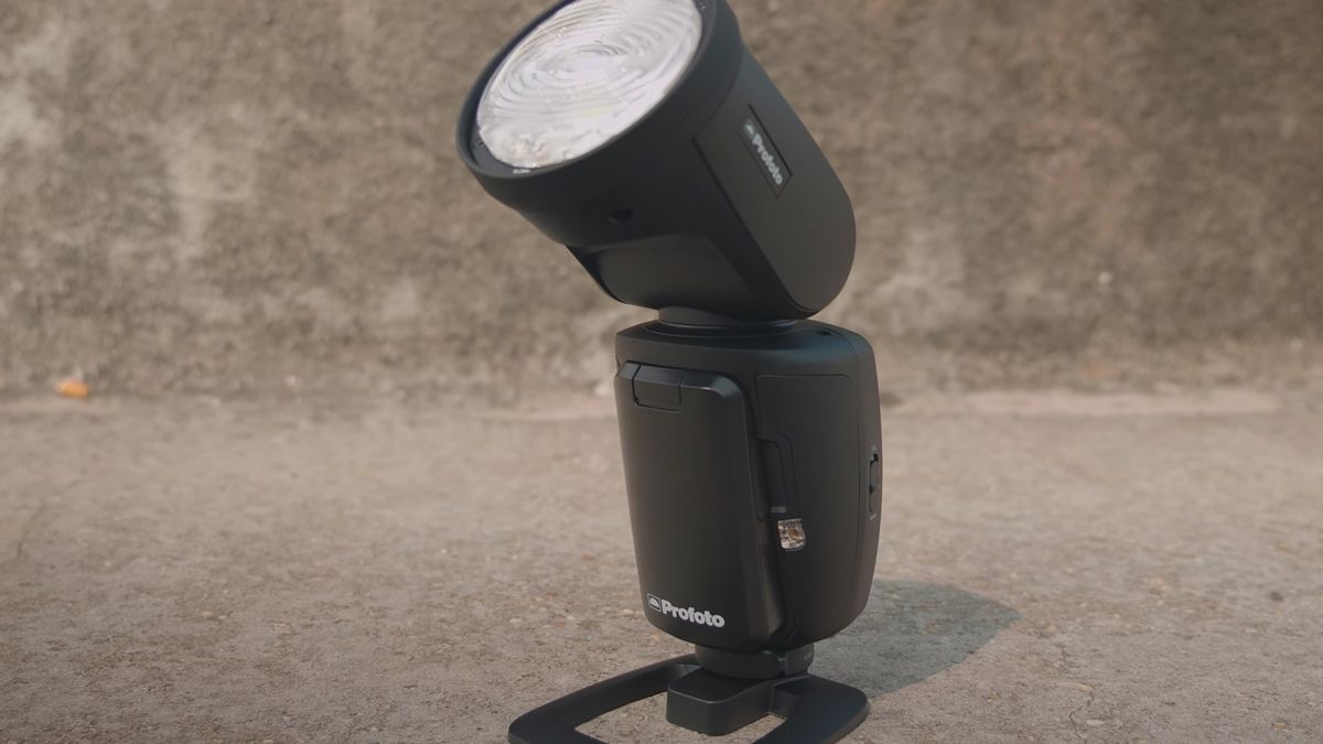 Profoto A10 to lampa, którą podłączysz do smartfona przez Bluetooth 1