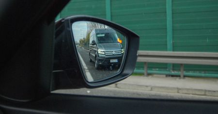 Obowiązkowe systemy bezpieczeństwa od 2022 roku przegłosowane przez PE