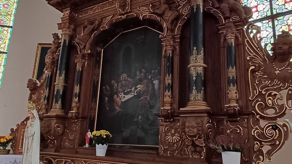 Ołtarz w kościele w Kiezmarku