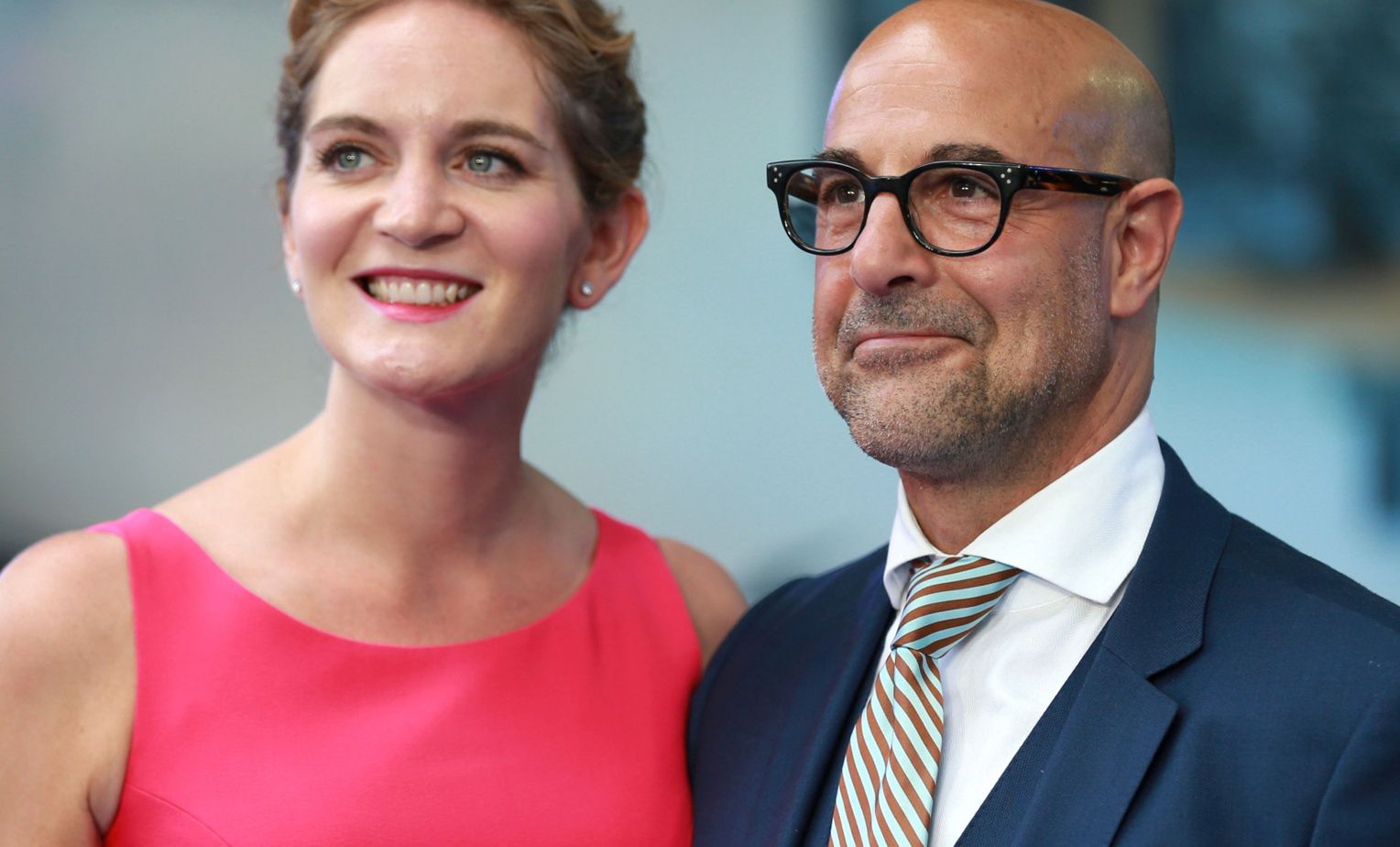 Stanley Tucci i Felicity Blunt