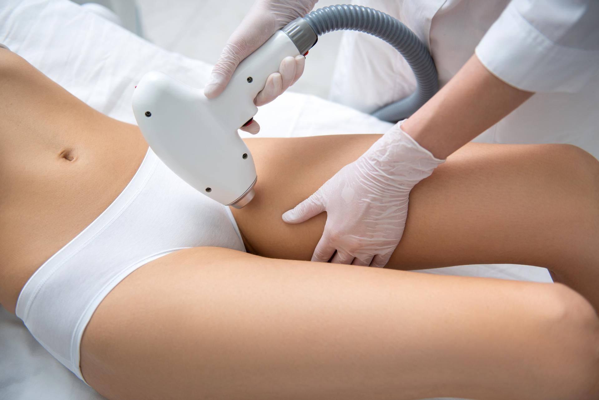 Lekarze apelują, żeby nie przeasadzać z depilacją miejsc intymnych