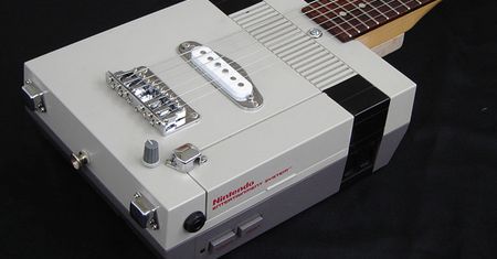 Konsola Nintendo zamieniona w gitarę [wideo]