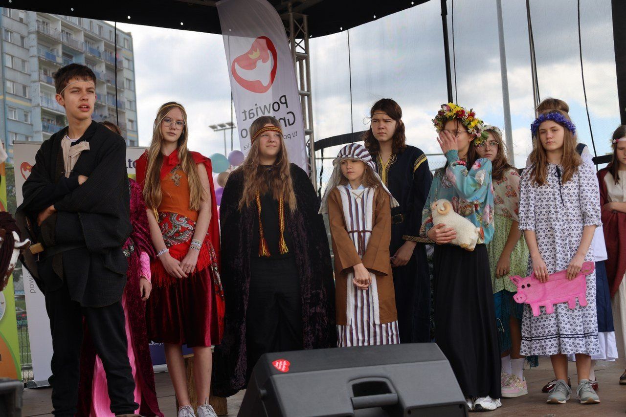 Królewska Majówka Dwunastki pełna atrakcji. Była nawet loteria fantowa
