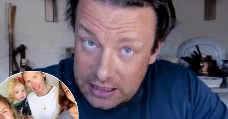 Jamie Oliver podjął wyzwanie "Jak to się zaczęło, jak leci" i podzielił się przezabawnym zdjęciem z żoną Jools