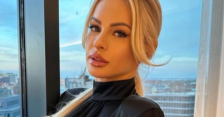 Paula Tumala w wyjątkowo skąpym kostiumie. Materiał niewiele zakrywa