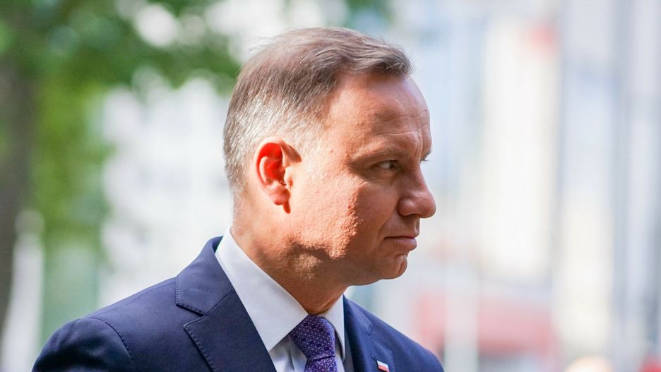 83. rocznica agresji sowieckiej na Polsk?
Fot: Jakub Strzelczyk/East News, Gdynia, 17.07.2021. 83. rocznica agresji sowieckiej na Polske. Prezydent Andrzej Duda zlozyl wieniec przed pomnikiem "W Holdzie Zeslancom Sybiru" w Parku Rady Europy.
Jakub Strzelczyk
