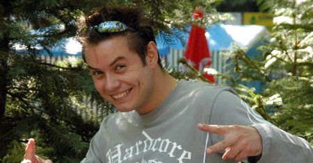 Bartek Wrona skończył 40 LAT! Co dziś słychać u byłego gwiazdora Just 5? (ZDJĘCIA)