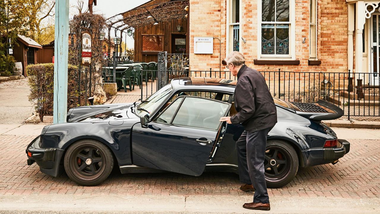 Porsche 911 Turbo z przebiegiem 1,2 mln km. Właściciel jeździ nim od 44 lat