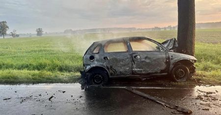 Samochód stanął w płomieniach. W środku znaleziono ciało