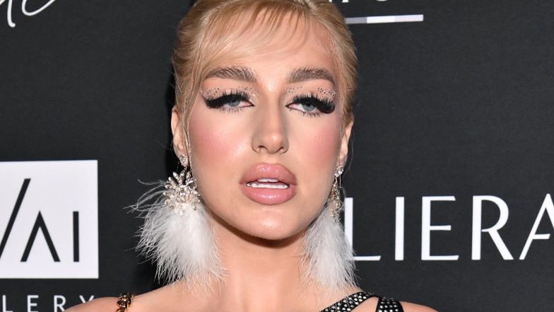 Jak Caroline Derpienski wygląda bez makijażu?