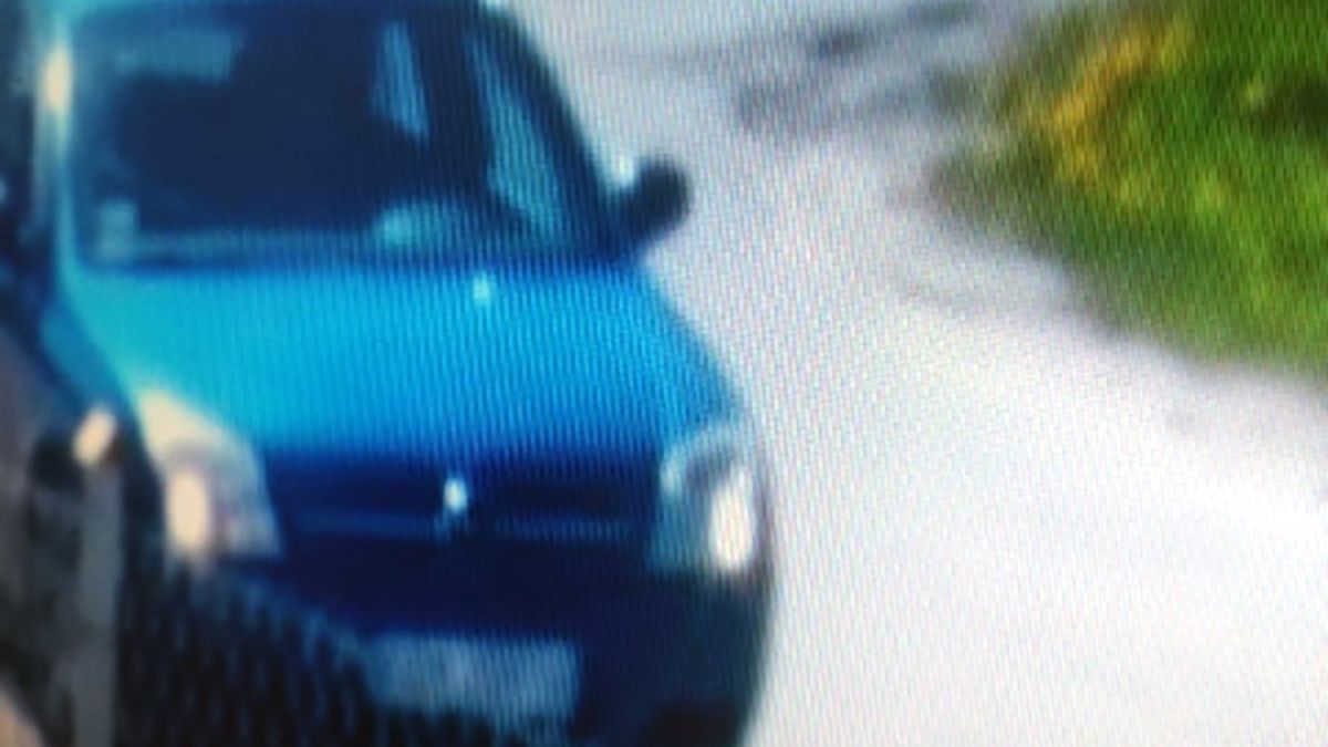 Podejrzany najprawdopodobniej porusza się niebieskim oplem vectra