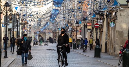 Zakaz przemieszczania się przed świętami? Rzecz rządu komentuje
