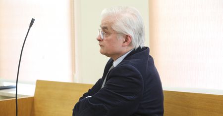 Włodzimierz Cimoszewicz przed sądem. "Nie spowodowałem tego wypadku"