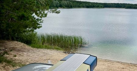 53-latek zniknął pod wodą. Tragiczny finał nocnej kąpieli w żwirowni