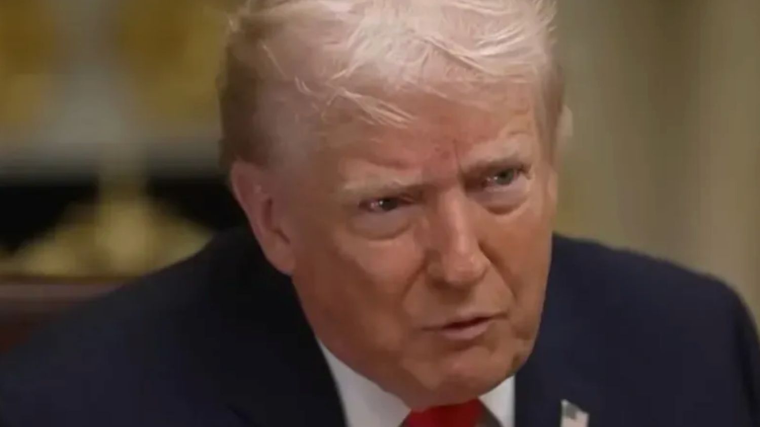 Naciski ze strony Trumpa na czołowego nadawcę? Regulator wziął pod lupę licencje