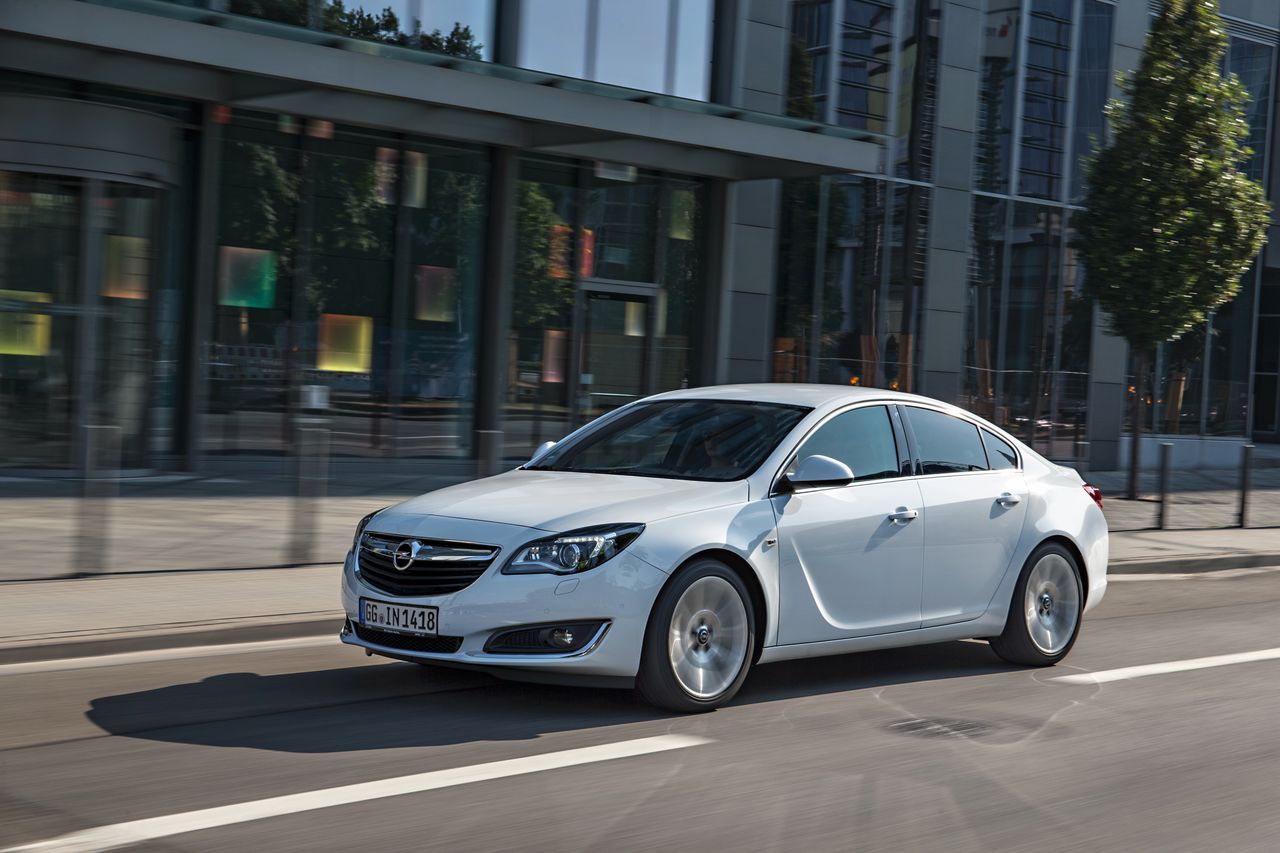 Opel Insignia jest jednym z 3 modeli, który jest podejrzany o przekroczenie emisji spalin