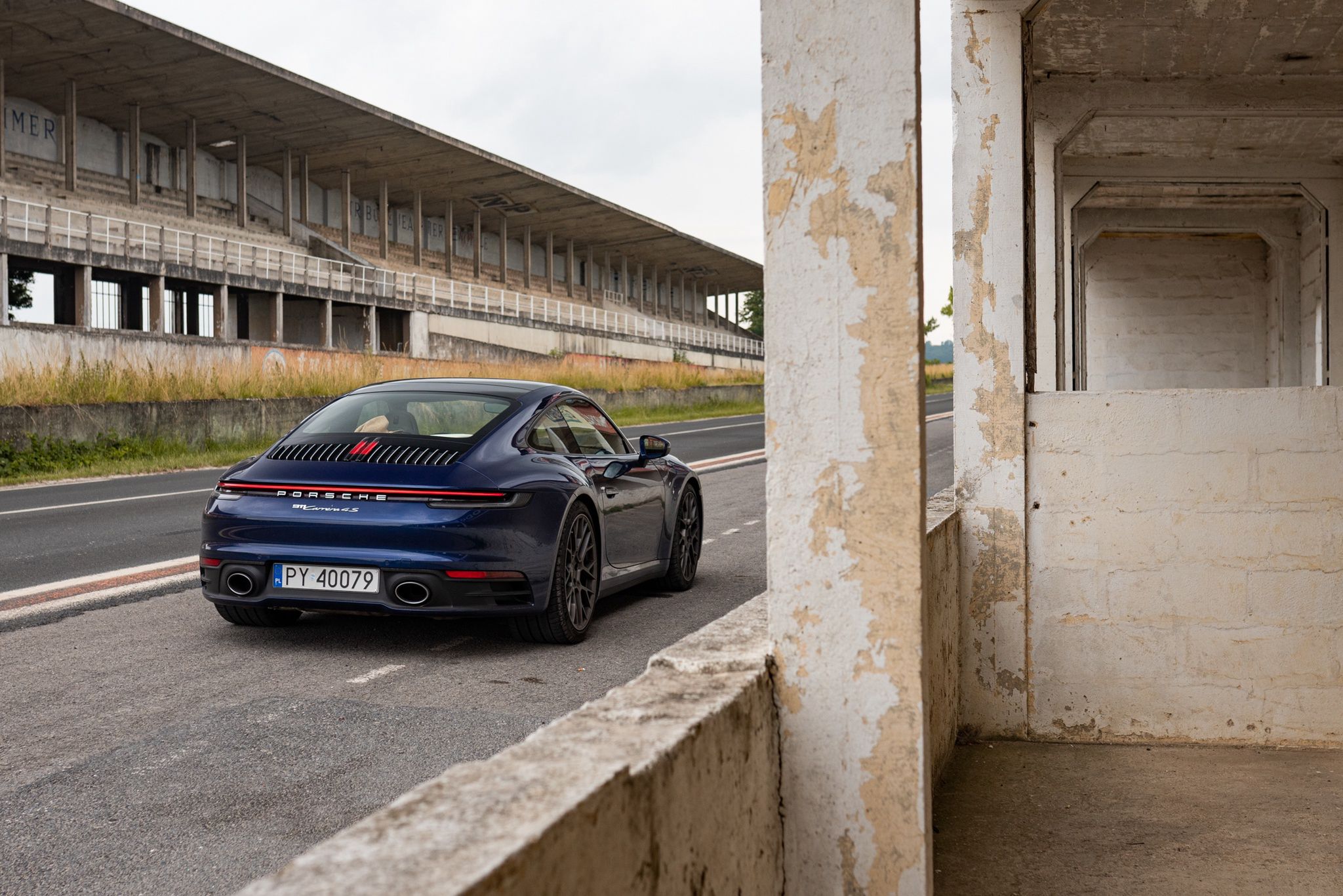 Porsche 911 Carrera 4S (992)