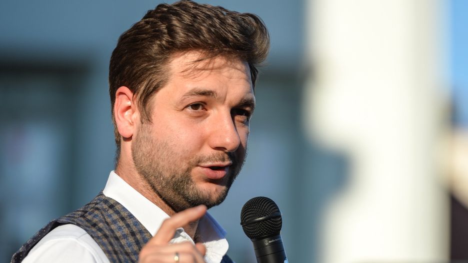 Patryk Jaki szuka przyczyn, dla których opozycja może liczyć na duże poparcie społeczeństwa 