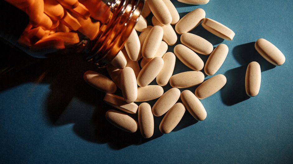 Lekarze ostrzegają: nie ma dowodów, że witamina C leczy raka. Ostrzegają pacjentów przed wlewami z witaminy C