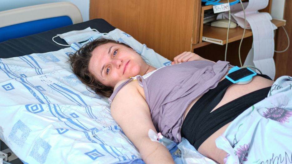 Nacinanie krocza podczas porodu. Lekarki zabrały głos