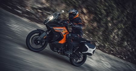 Motocykle marek KTM, Husqvarna i Gas Gas sprzedają się jak ciepłe bułeczki