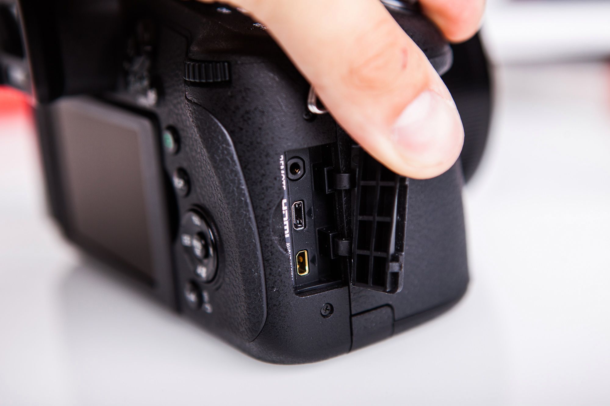 Panasonic Lumix FZ-1000 - kompaktowy mistrz uniwersalności [test] 6