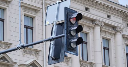 Lublin. GITD zrezygnował z montażu kamer rejestrujących przejazd przez skrzyżowania na czerwonym świetle