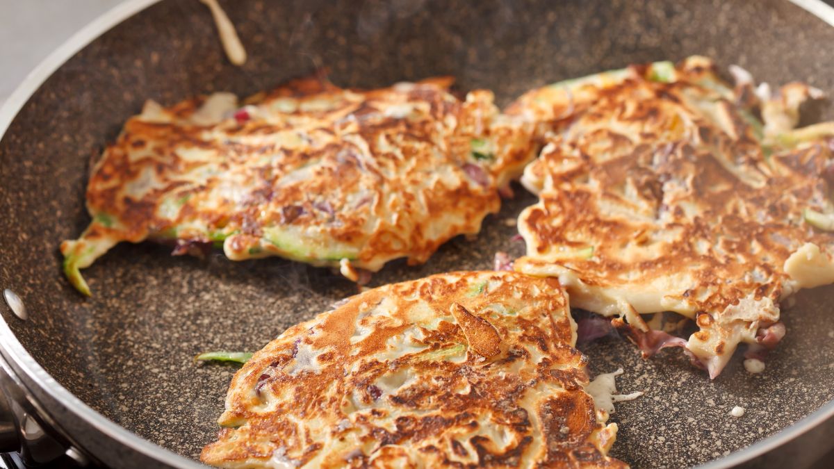 Kalarepa to świetny składnik placuszków warzywnych