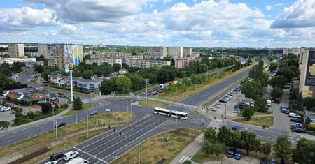 Toruń. Uwaga kierowcy i pasażerowie. Przed nami kolejne zmiany w ruchu drogowym i komunikacji miejskiej