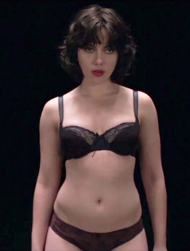 Najseksowniejsze kosmitki z filmów. Gdy stracisz dla nich głowę, wyrwą ci serce! 8