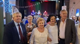 Radom: Świetna zabawa podczas potańcówki w Domu Kultury Idalin. Wieczór pełen tańca i muzyki na żywo