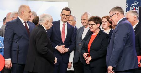 PiS obiecało 800 plus. Beata Szydło: analizowaliśmy to, są pieniądze