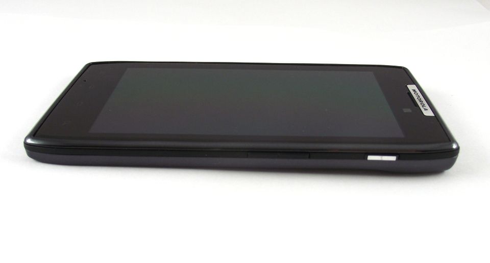 Motorola RAZR XT910 - żyletka wśród Androidów [test] 6