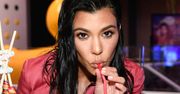 Kourtney Kardashian w stroju SEKSOWNEJ pomocnicy Świętego Mikołaja! Wygląda na 41 lat? (FOTO)