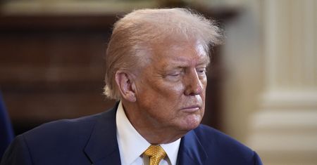 Z USA napłynęły nowe dane. Nie tego spodziewał się Trump. Gospodarka przyspiesza, ale przemysł słabnie