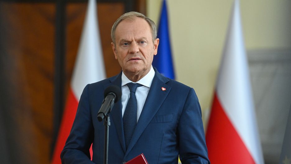 Donald Tusk
Warszawa, 21.05.2024. Premier Donald Tusk podczas konferencji prasowej po posiedzeniu rz�du w siedzibie KPRM w Warszawie, 21 bm. Premier wyda� zarz�dzenie ws. powo�ania komisji ds. badania wp�yw�w rosyjskich i bia�oruskich w Polsce w latach 2004-2024. (jm) PAP/Piotr Nowak
Piotr Nowak
kancelaria prezesa rady ministr�, kancelaria prezesa rady ministr�w, konferencja, kprm, polityk polityka, posiedzenie, prasowa, rada ministr�w, rz�d, rz�du