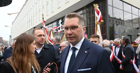 Czarnek pójdzie na czele. Protest 20 maja w Warszawie