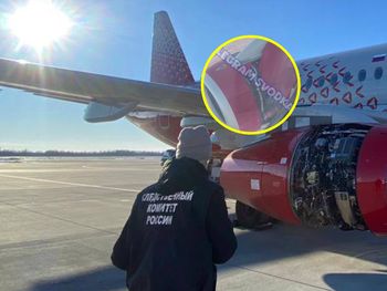 Chwile grozy w Rosji. Część silnika samolotu rozsypała się w powietrzu