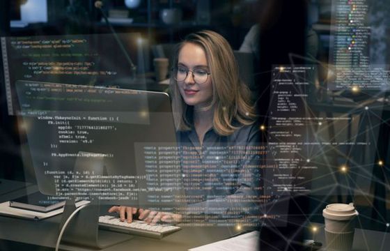 Cyfrowa transformacja miast i firm - jakie korzyści zapewnia IoT