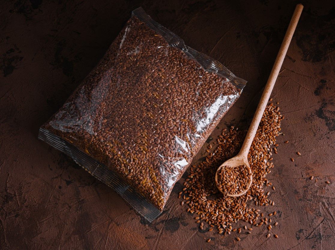 Siemię lniane a uchyłki jelita grubego - czy jest dozwolone?