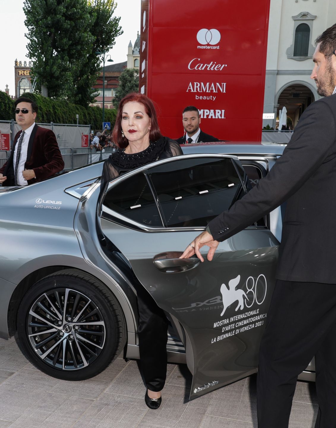Priscilla Presley